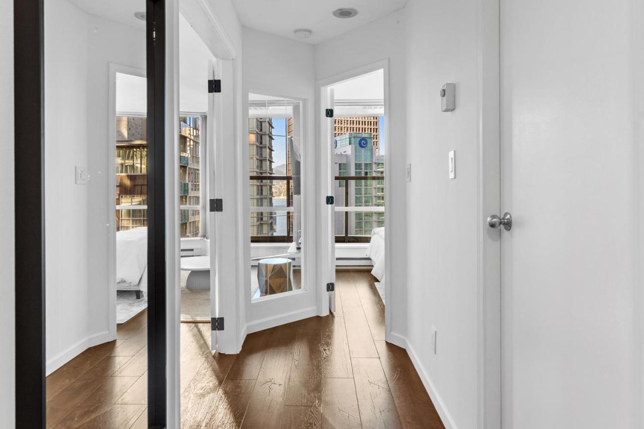 Downtown Luxury 1Br Coal Harbour Διαμέρισμα Βανκούβερ Εξωτερικό φωτογραφία